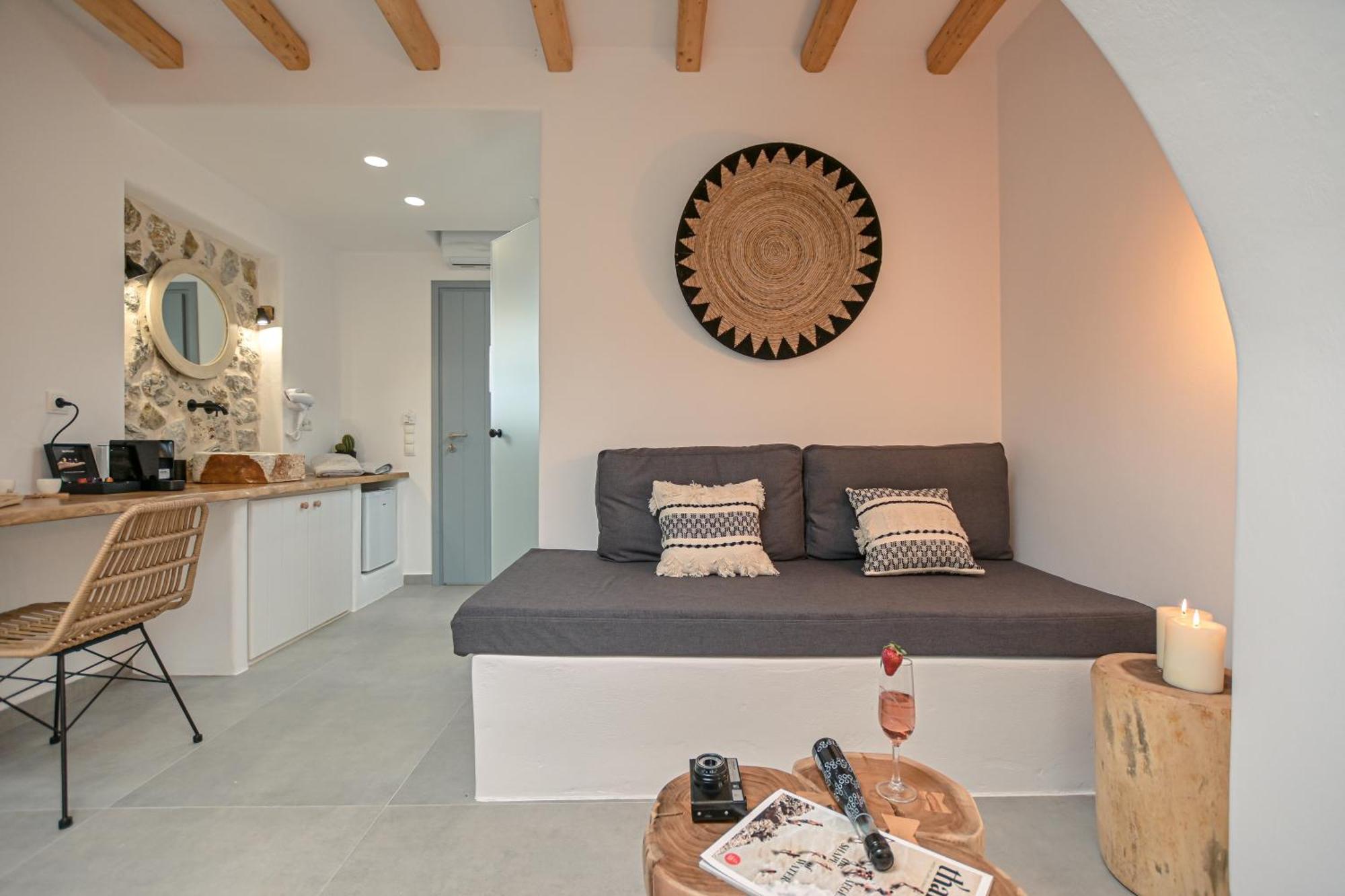 Naxos Finest Hotel & Villas Naxos City Room photo