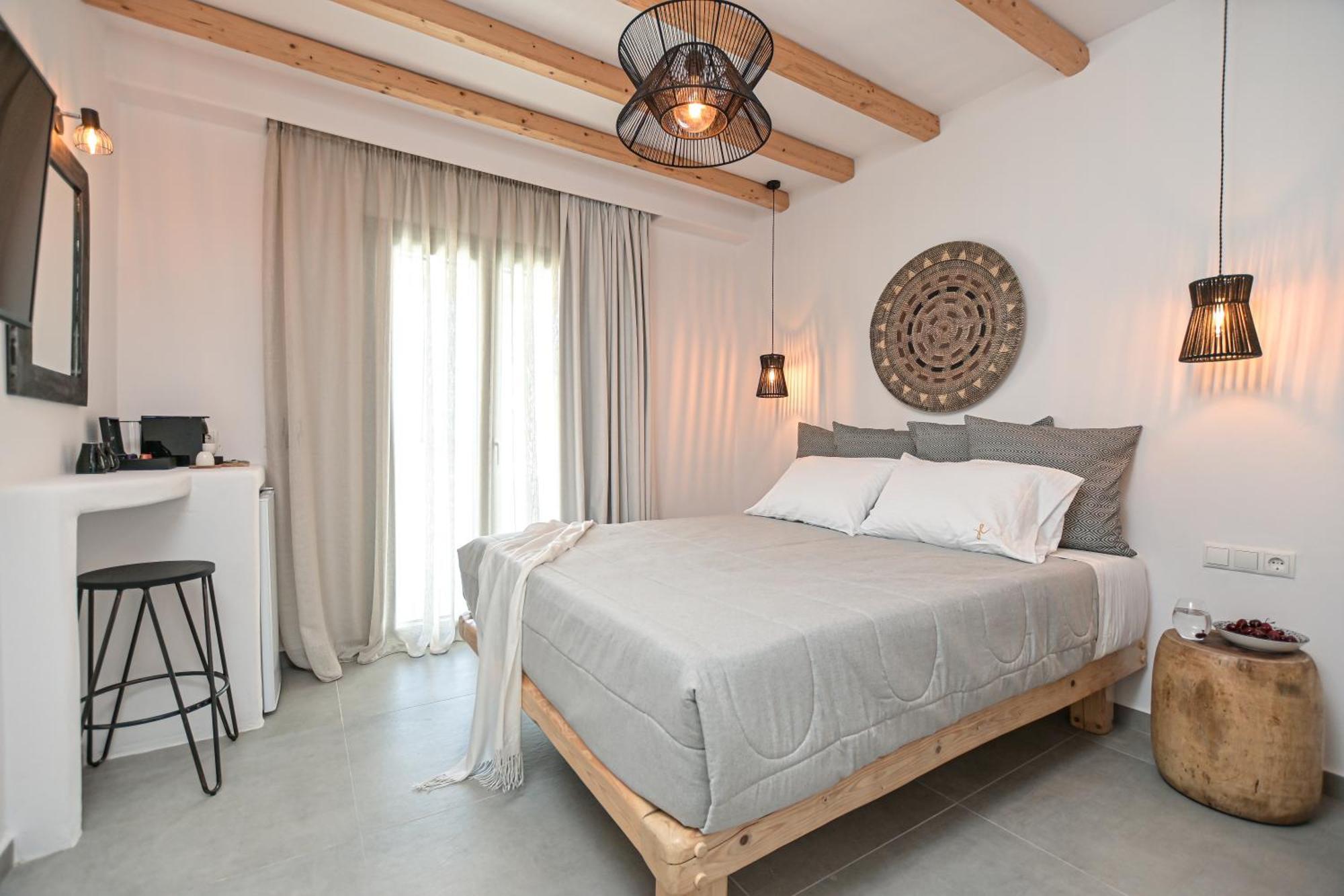 Naxos Finest Hotel & Villas Naxos City Room photo