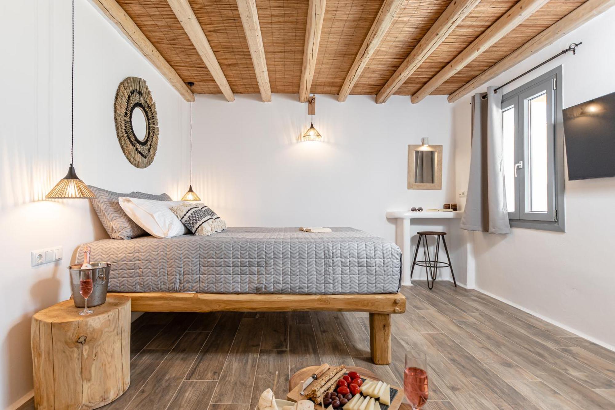 Naxos Finest Hotel & Villas Naxos City Room photo